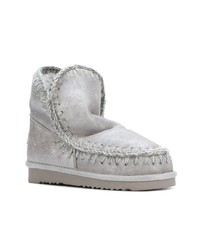 silberne Ugg Stiefel von Mou