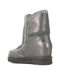 silberne Ugg Stiefel von Mou