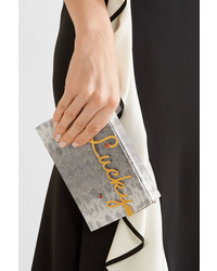 silberne verzierte Clutch von Charlotte Olympia