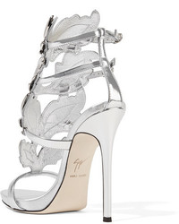 silberne verzierte Ledersandalen von Giuseppe Zanotti