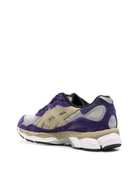 silberne Wildleder niedrige Sneakers von Asics