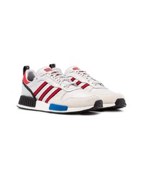 silberne Wildleder Sportschuhe von adidas