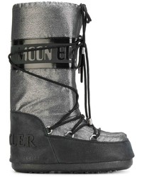 silberne Winterschuhe von Moncler