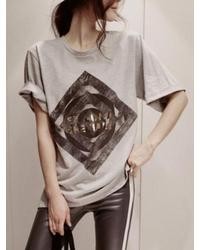 T-Shirt mit einem Rundhalsausschnitt mit geometrischem Muster