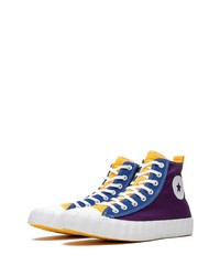 violette bedruckte hohe Sneakers aus Segeltuch von Converse