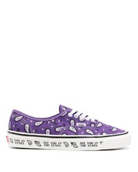 violette bedruckte niedrige Sneakers