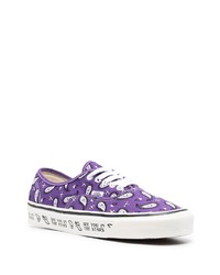 violette bedruckte niedrige Sneakers von Vans