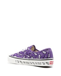 violette bedruckte niedrige Sneakers von Vans