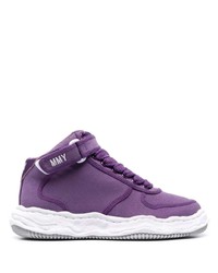 violette hohe Sneakers von Maison Mihara Yasuhiro