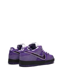 violette Leder niedrige Sneakers mit Karomuster von Nike