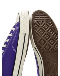 violette niedrige Sneakers von Converse