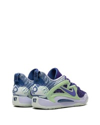 violette niedrige Sneakers von Nike