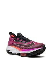 violette niedrige Sneakers von Nike