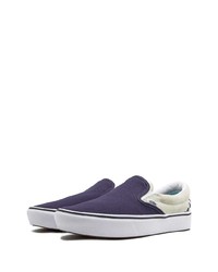 violette Slip-On Sneakers von Vans