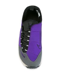 violette Sportschuhe von Nike