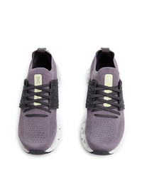 violette Sportschuhe von ON Running