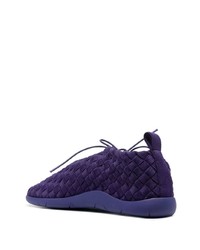 violette Sportschuhe von Bottega Veneta