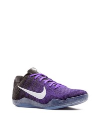 violette Sportschuhe von Nike