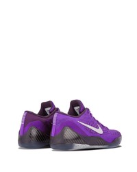 violette Sportschuhe von Nike