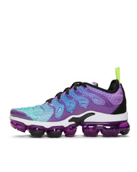 violette Sportschuhe von Nike