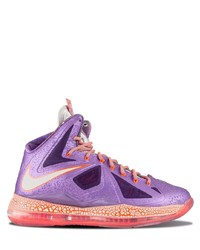 violette Sportschuhe von Nike