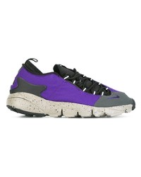 violette Sportschuhe von Nike