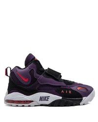 violette Sportschuhe von Nike