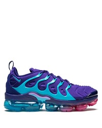 violette Sportschuhe von Nike