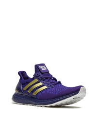 violette Sportschuhe von adidas