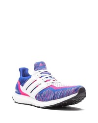 violette Sportschuhe von adidas