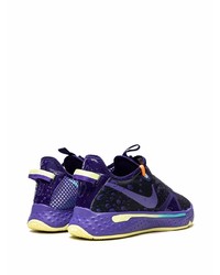 violette Sportschuhe von Nike