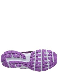 violette Turnschuhe von Nike