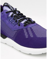 violette Turnschuhe von adidas