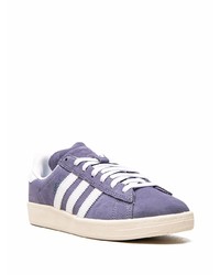 violette Wildleder niedrige Sneakers von adidas