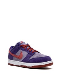 violette Wildleder niedrige Sneakers von Nike