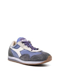 violette Wildleder niedrige Sneakers von Diadora