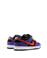 violette Wildleder niedrige Sneakers von Nike