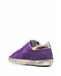 violette Wildleder niedrige Sneakers von Golden Goose