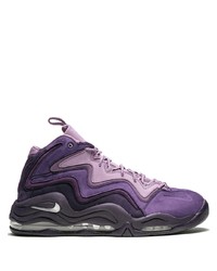 violette Wildleder Sportschuhe von Nike