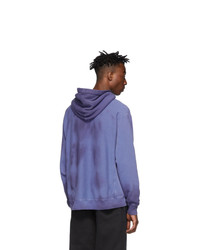 violetter bedruckter Pullover mit einem Kapuze von Gucci
