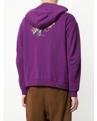 violetter bedruckter Pullover mit einem Kapuze von Yoshiokubo