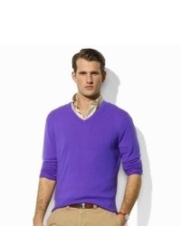 violetter Pullover