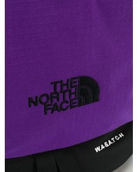 violetter Rucksack von The North Face