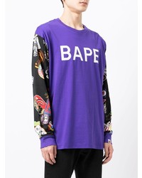 violettes bedrucktes Langarmshirt von A Bathing Ape