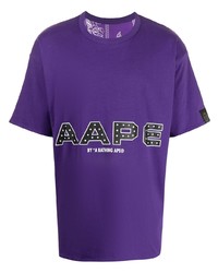 violettes bedrucktes T-Shirt mit einem Rundhalsausschnitt von AAPE BY A BATHING APE