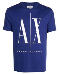 violettes bedrucktes T-Shirt mit einem Rundhalsausschnitt von Armani Exchange