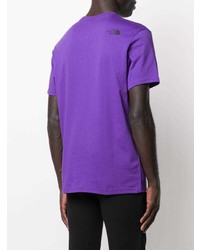 violettes bedrucktes T-Shirt mit einem Rundhalsausschnitt von The North Face