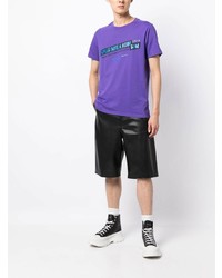 violettes bedrucktes T-Shirt mit einem Rundhalsausschnitt von FIVE CM