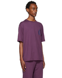 violettes bedrucktes T-Shirt mit einem Rundhalsausschnitt von Awake NY