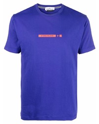 violettes bedrucktes T-Shirt mit einem Rundhalsausschnitt von Stone Island
